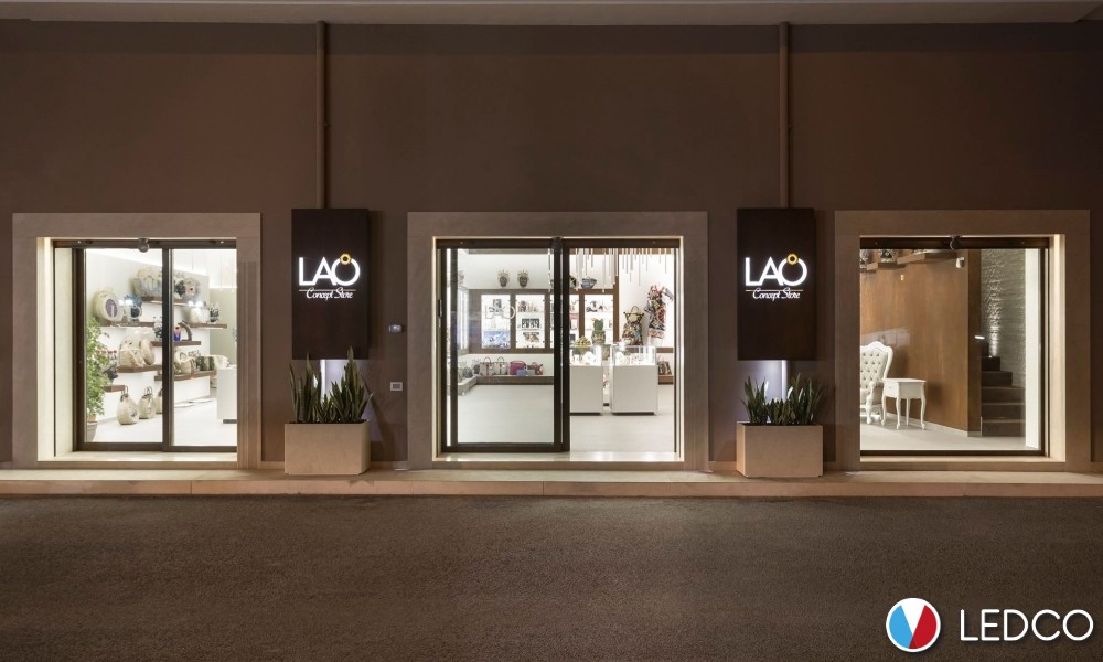 Illuminazione con strip led – LAO Concept Store – Sicilia