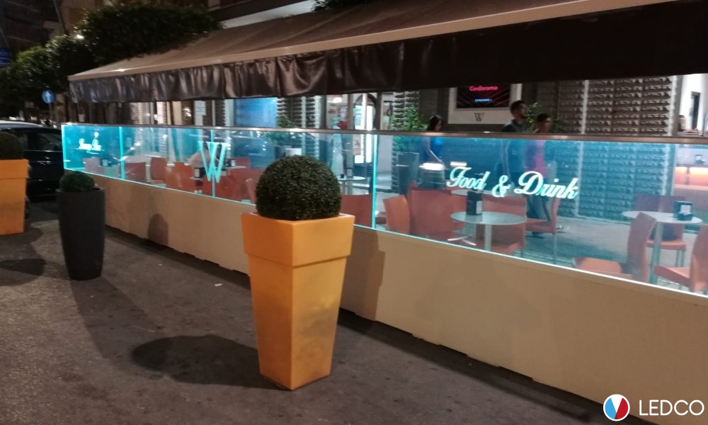 Illuminazione paravento – Bar Winner – Leuca