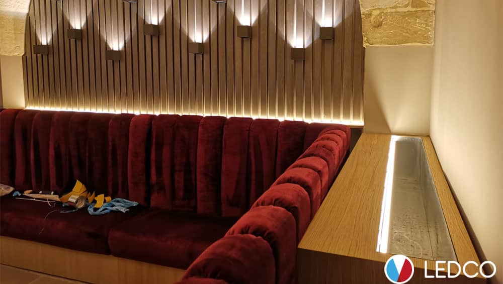 Strip Led per illuminazione Lounge Bar