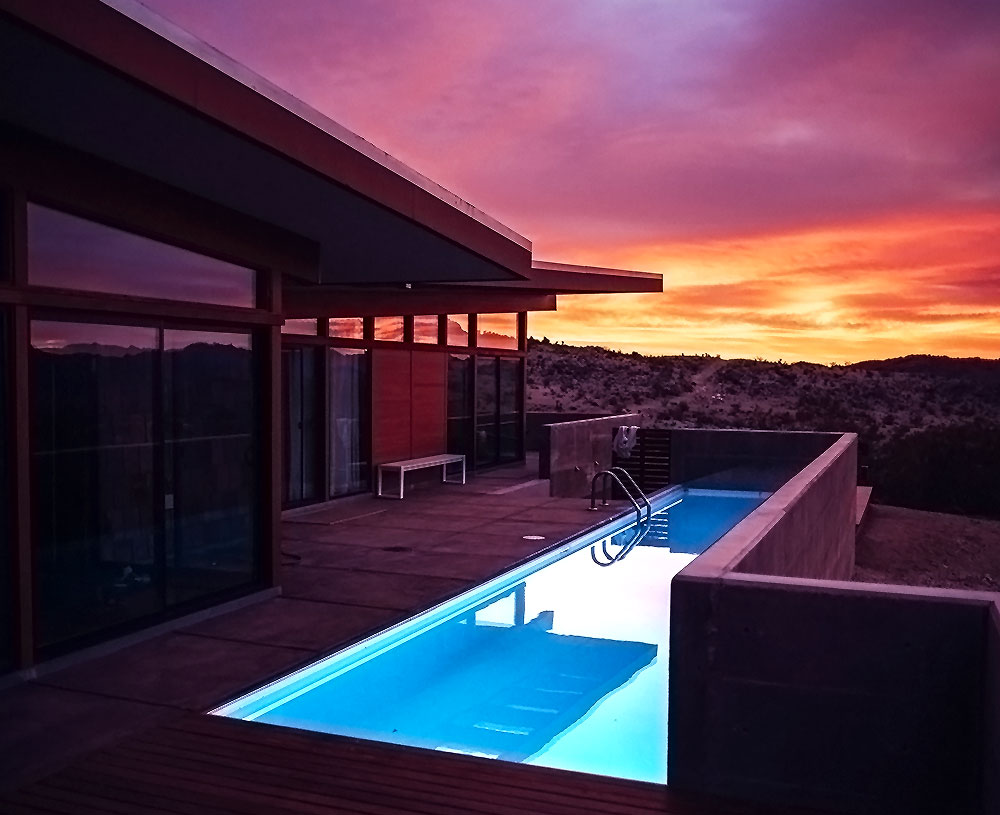 custom-led-ledco-italia-piscine immagine di piscina con led custom per illuminazione piscina